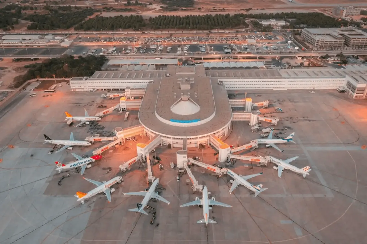 5 Essential Tips for Booking Your Airport Transfer in Turkey